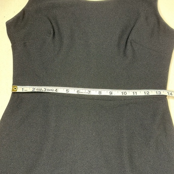 Betsy Johnson Embroidered Scalloped Hem Black Dress Size 4 - Picture 14 of 16